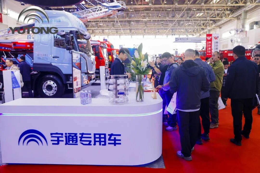 科技赋能实战！3499拉斯维加斯专用车亮相第二十一届国际消防展