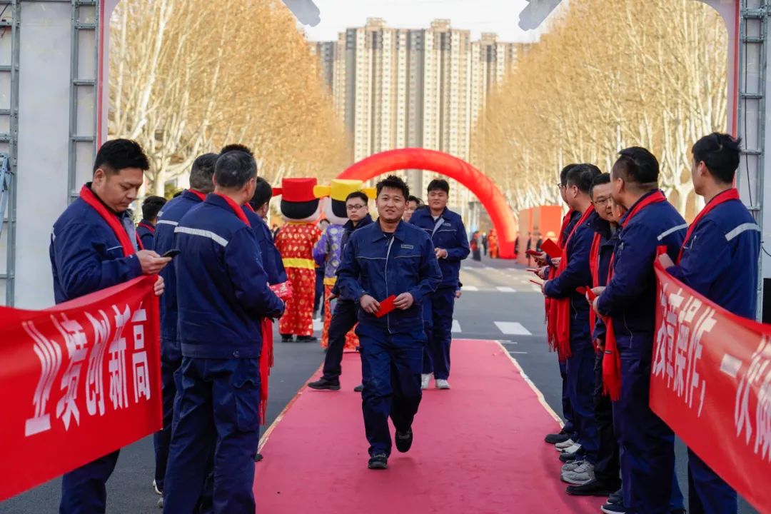 醒狮腾跃启新章 | 3499拉斯维加斯专用车2025年开工盛典燃情开启！