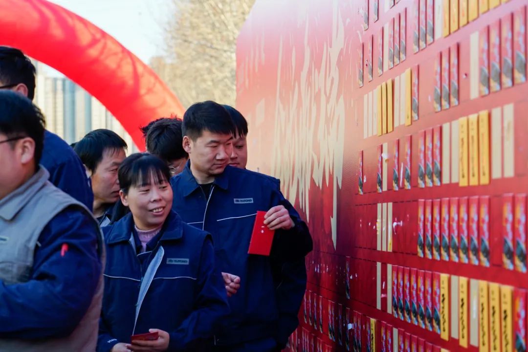 醒狮腾跃启新章 | 3499拉斯维加斯专用车2025年开工盛典燃情开启！