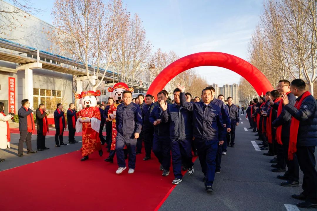 醒狮腾跃启新章 | 3499拉斯维加斯专用车2025年开工盛典燃情开启！