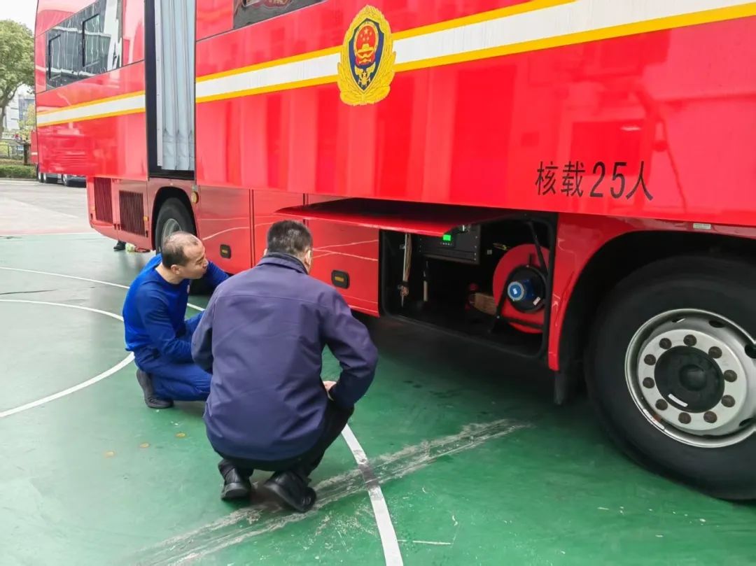 为逆行者护航 | 3499拉斯维加斯专用车消防专项服务月活动启动