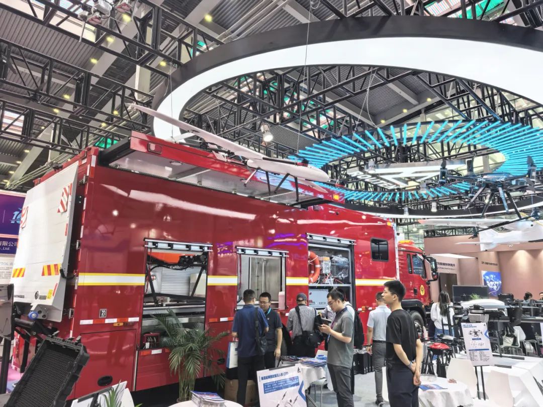 低空腾飞 安全护航｜3499拉斯维加斯无人机系列装备亮相2025国际低空经济与无人系统博览会