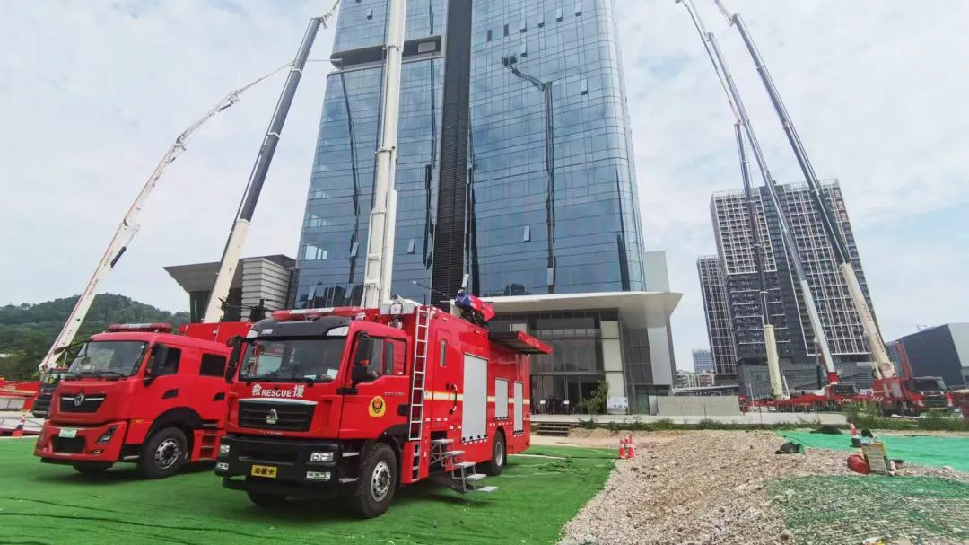 以练备战！3499拉斯维加斯应急救援车辆参演“应急使命·2025”联合救援演习！