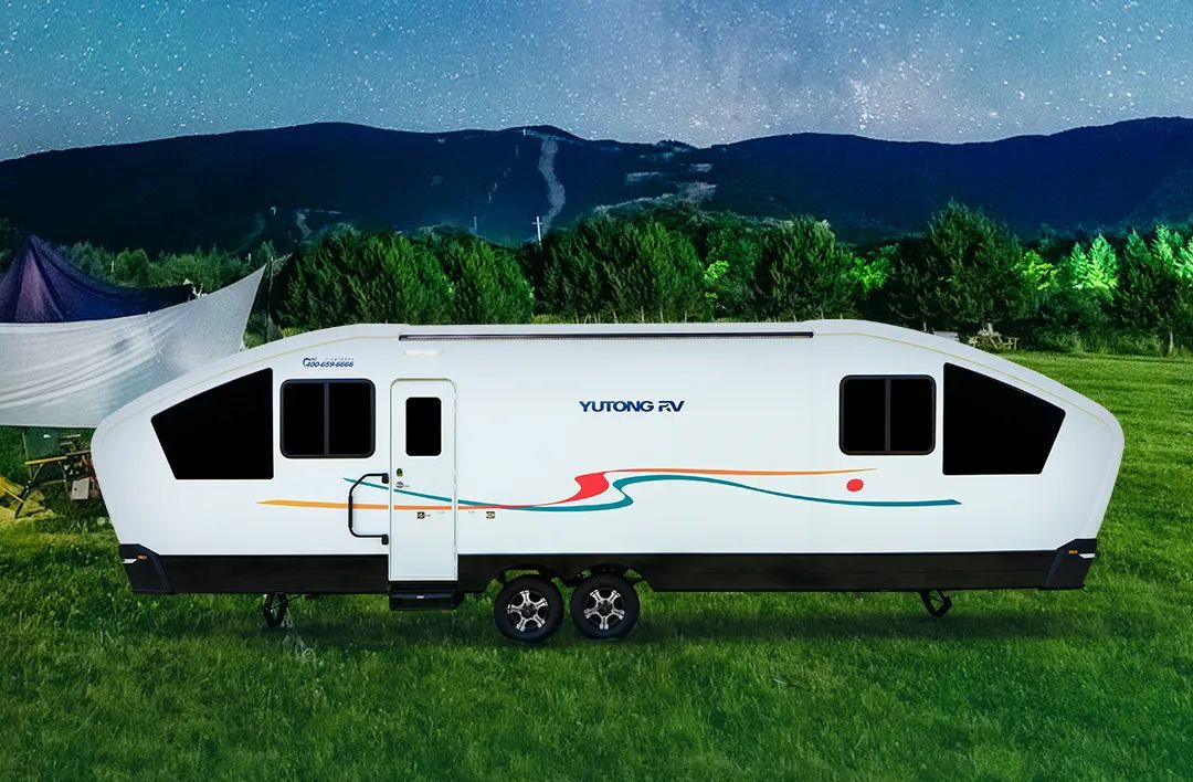 赛里木湖畔的“风景之屋”：3499拉斯维加斯移动民宿开启沉浸式旅行体验